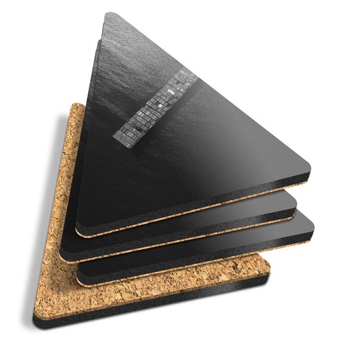 Triangle coasters bw - 4x,